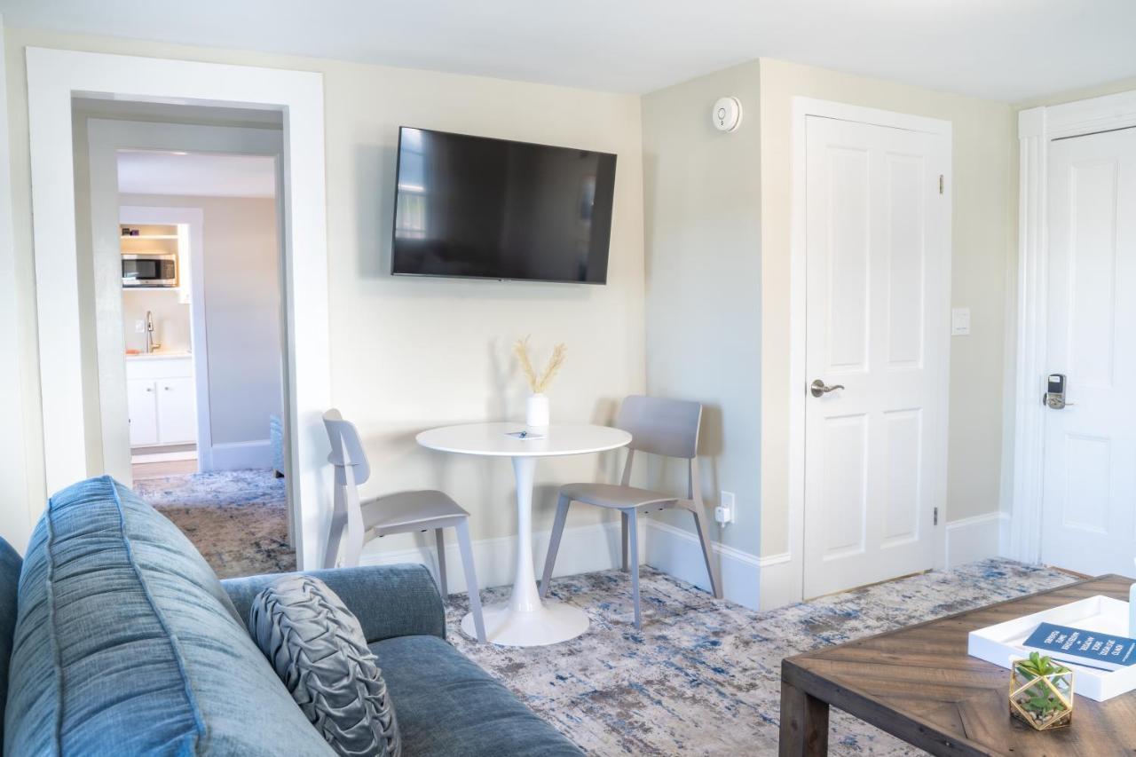 935 Ocean, A Beachside Inn Hampton Εξωτερικό φωτογραφία